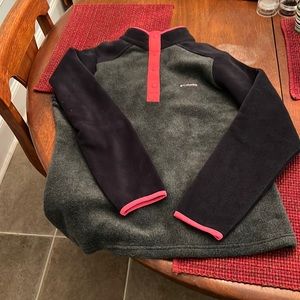 Columbia size medium quarter button fleece